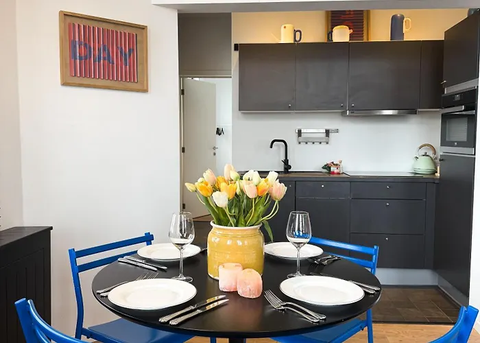 Bauhaus Suites